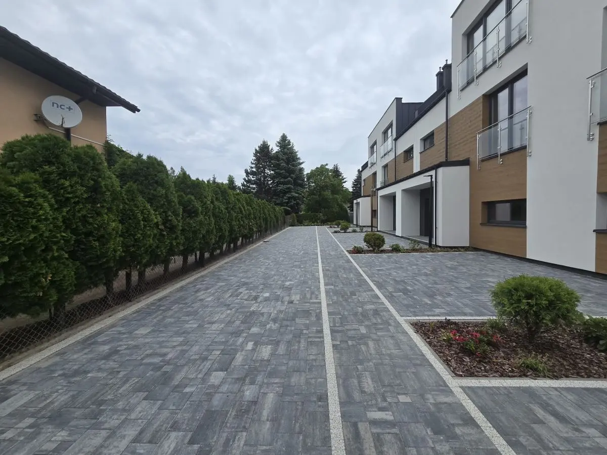 mazowieckie, grodziski, Grodzisk Mazowiecki, Piękna, 4 segmenty w spokojnej okolicy